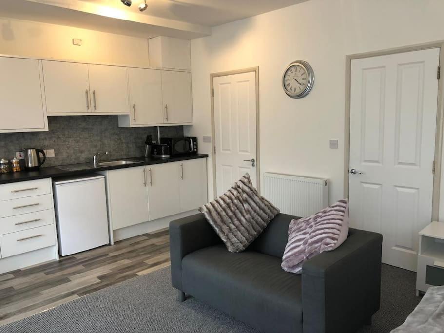 Newly Renovated Modern Studio Apartment Penzance Exterior foto