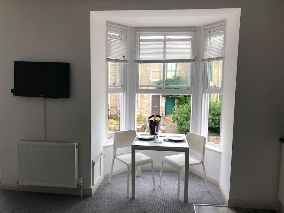 Newly Renovated Modern Studio Apartment Penzance Exterior foto