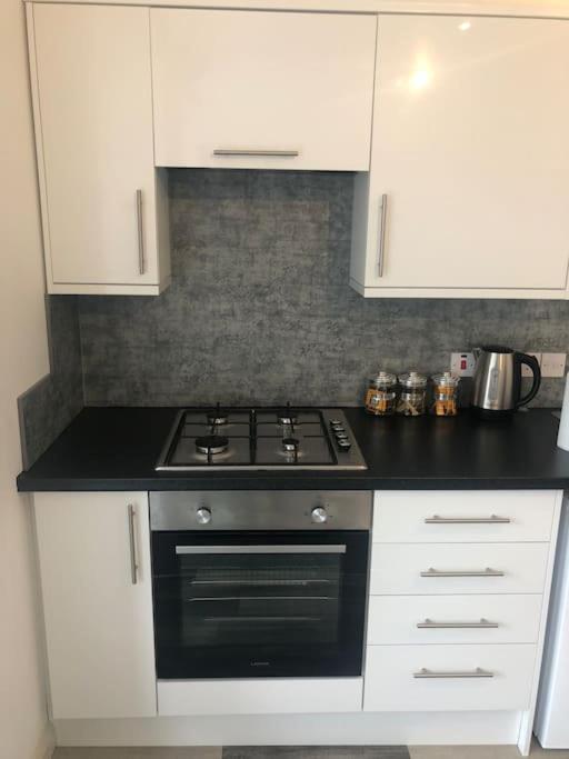 Newly Renovated Modern Studio Apartment Penzance Exterior foto